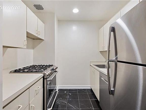 3rd image of 253 W 73rd St APT 14A