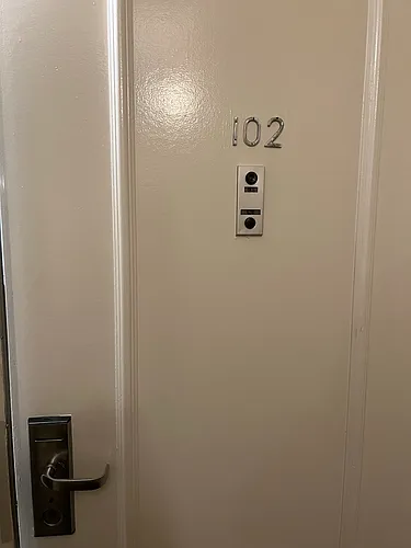 Floor plan 1 Bed 2 Bath/Den