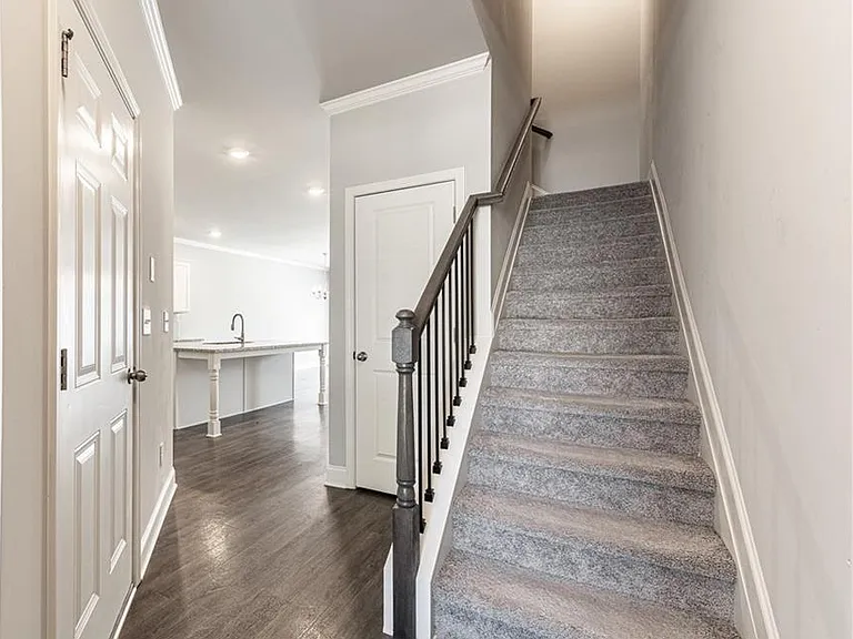 2414 Morgan Place Dr — Photo 5