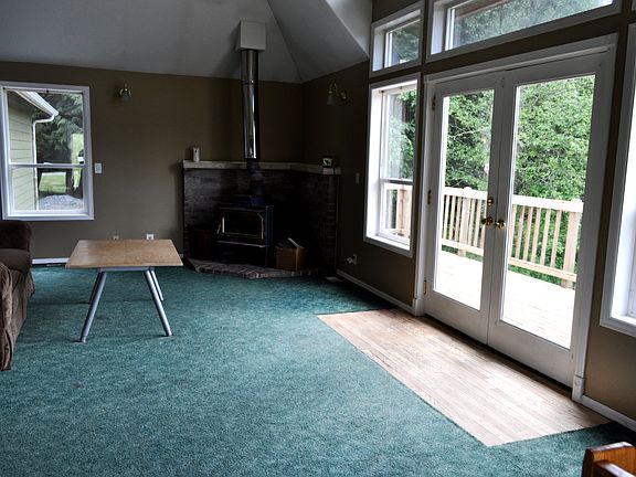 4th image of 15210 259th Avenue Ct E