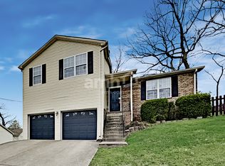 107 Eastridge Ct, Hendersonville, TN 37075