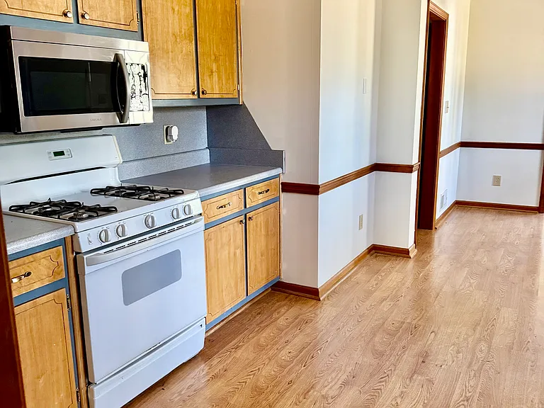 1130 Fieldgate Rd — Photo 8