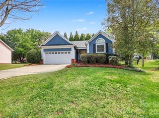804 Mill Run Dr, Charlotte, NC 28209