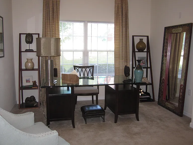 Tuscan Heights — Photo 11