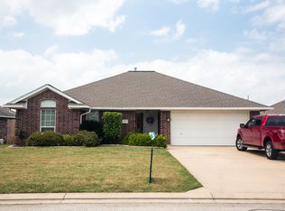 1107 Tyler Ct, College Station, TX 77845