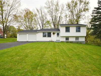 3 Cascade Rd, West Henrietta, NY, 14586