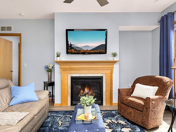 5th image of 4100 Spring St APT 310