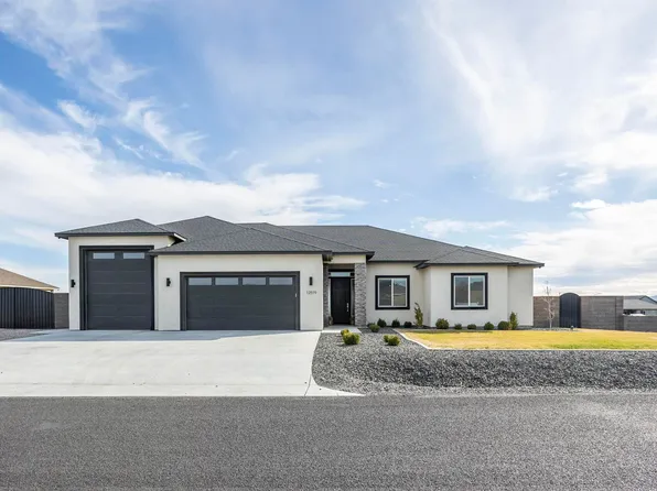 12519 Steeplechase Dr, Kennewick, WA 99338