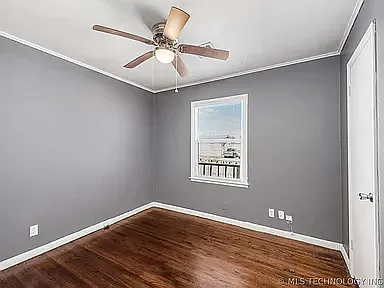316 S 42nd West Ave — Photo 4