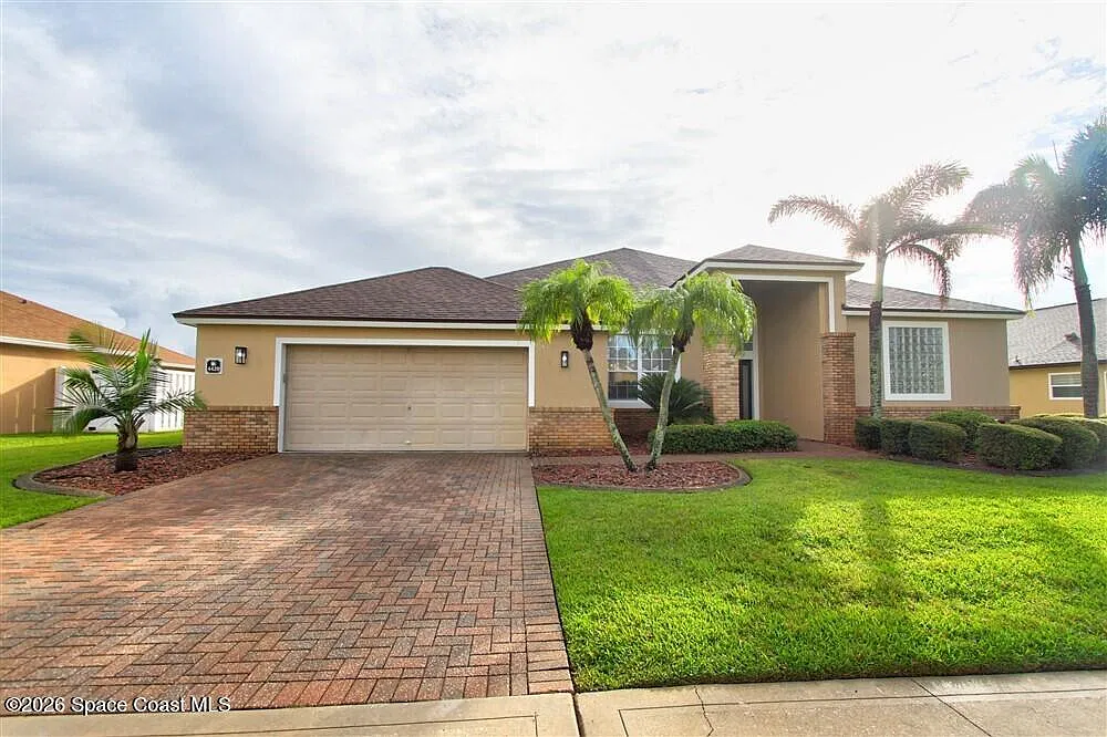 4 bed, 3.0 bath, 2470 sqft, $3,800 — Photo 2