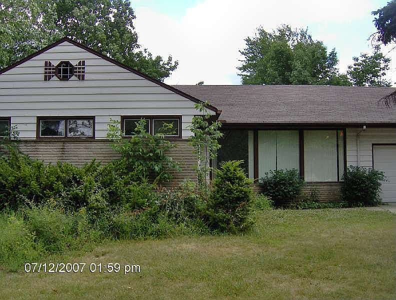 1835 w pleasant valley