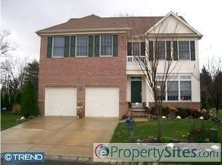 18 Kelso Ln, Cinnaminson, NJ 08077