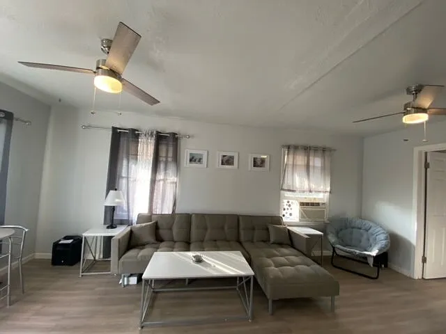 526 N View Ave — Photo 14