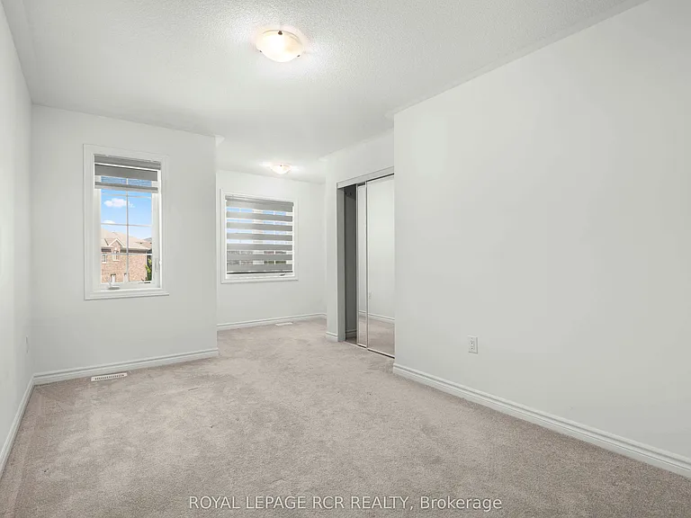 166 Seeley Ave — Photo 38
