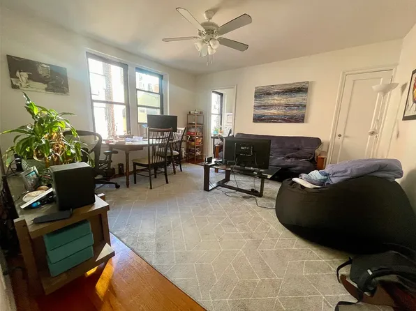 415 W 24th St APT 5I, New York, NY 10011