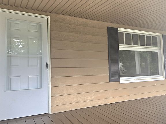 2nd image of 4828 Rockwood Rd