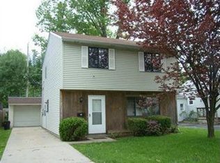 5712 Whitethorn Dr, Mentor On The Lake, OH