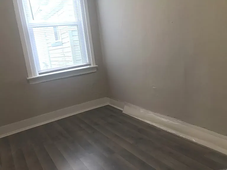 4313 Apple Ave — Photo 8