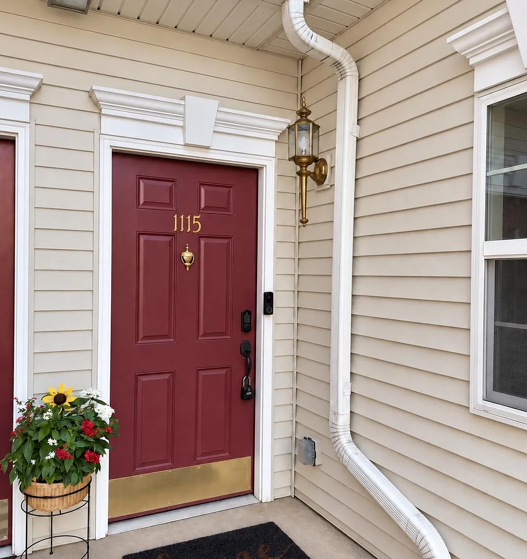 2 bed, 3.0 bath, 2034 sqft, $3,450 — Photo 2