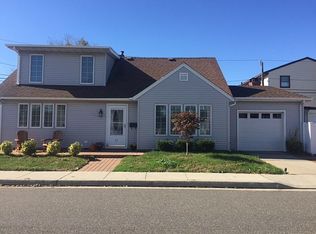 55 Kerrigan St, Long Beach, NY 11561