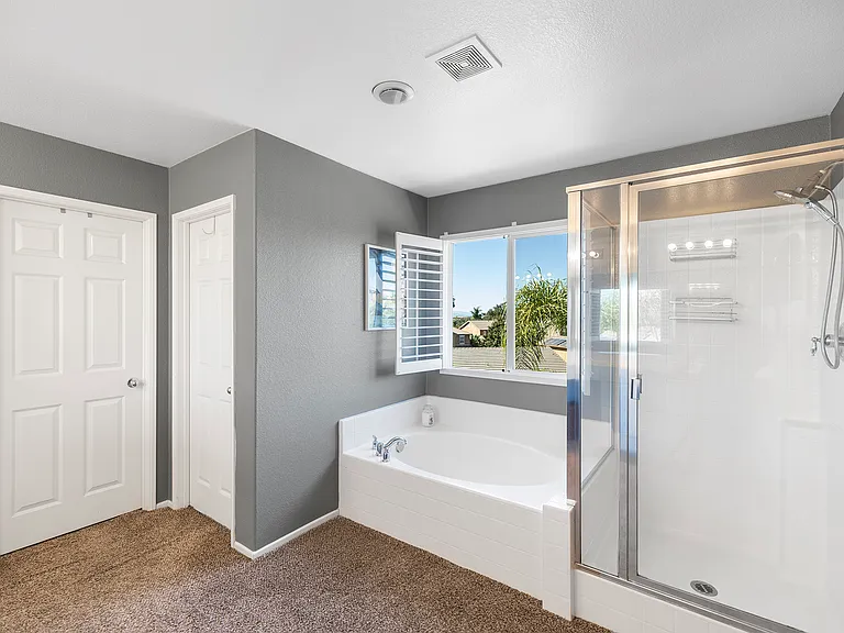 Master Bath room