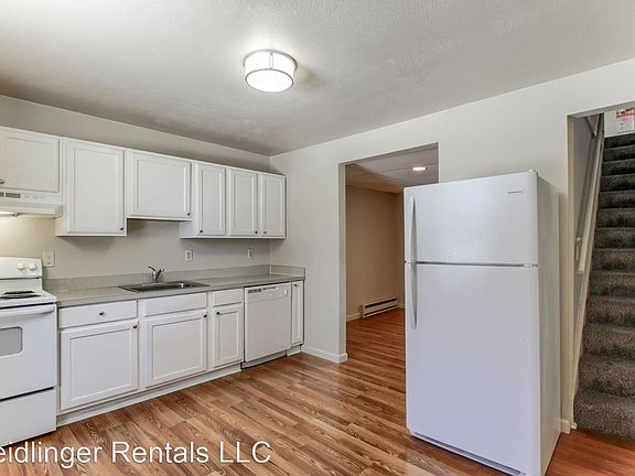2nd image of 1776 Lehman St