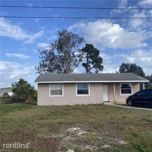4026 26th St SW, Lehigh Acres, FL, 33976