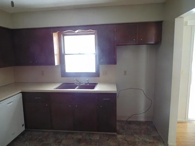 1110 Kingston Ave — Photo 7