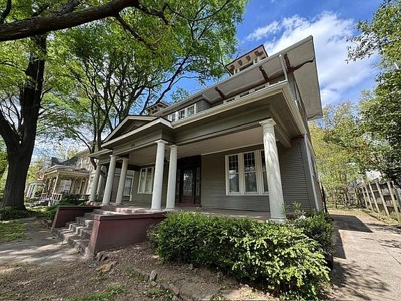2nd image of 1254 Vinton Ave