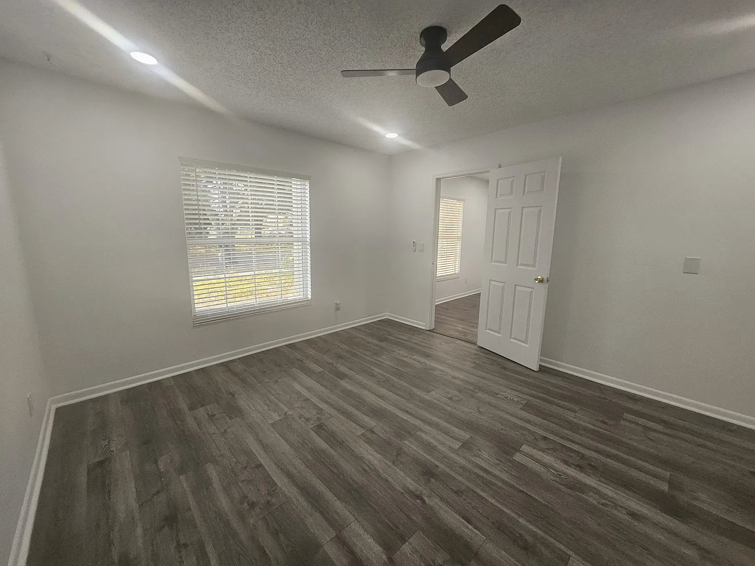 8267 Malvern Cir — Photo 2