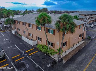 411 N Halifax Ave APT 102, Daytona Beach, FL 32118