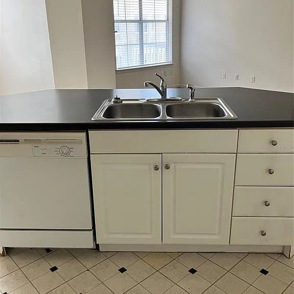 860 N Orange Ave #430 — Photo 4