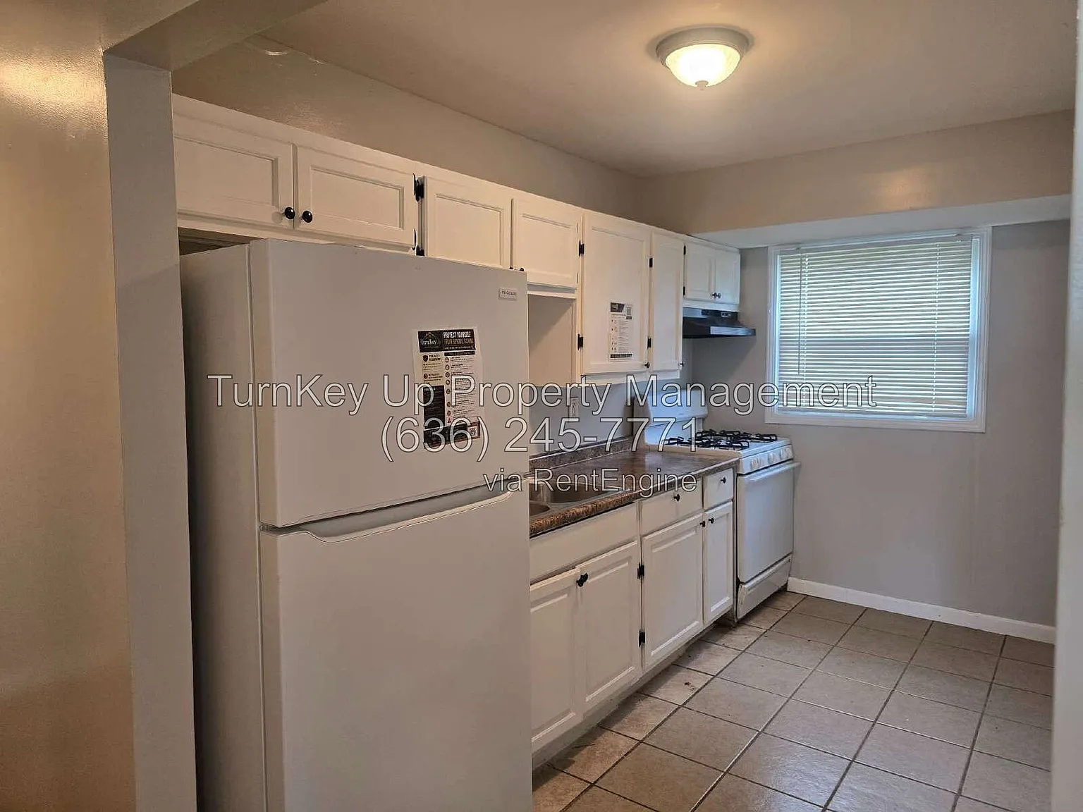 3 bed, 1.0 bath, 854 sqft, $1,260 — Photo 4
