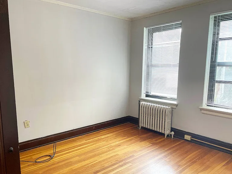3654 Middleton Ave — Photo 15