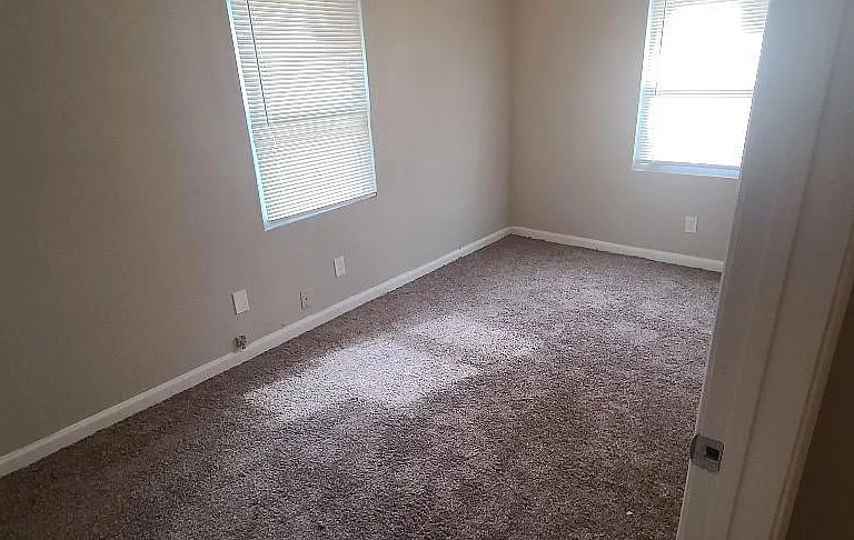7305 Saint Augustine St — Photo 11