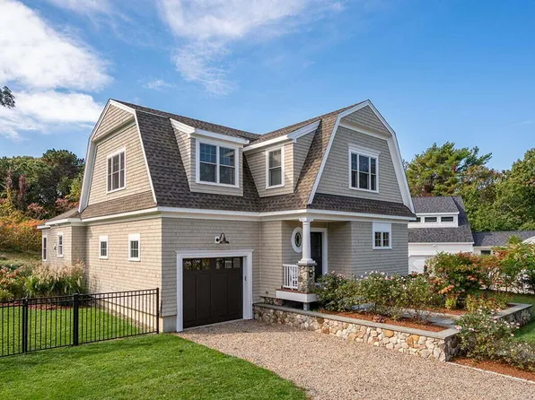10 Captain Paine Rd Road, Sandwich, MA 02563