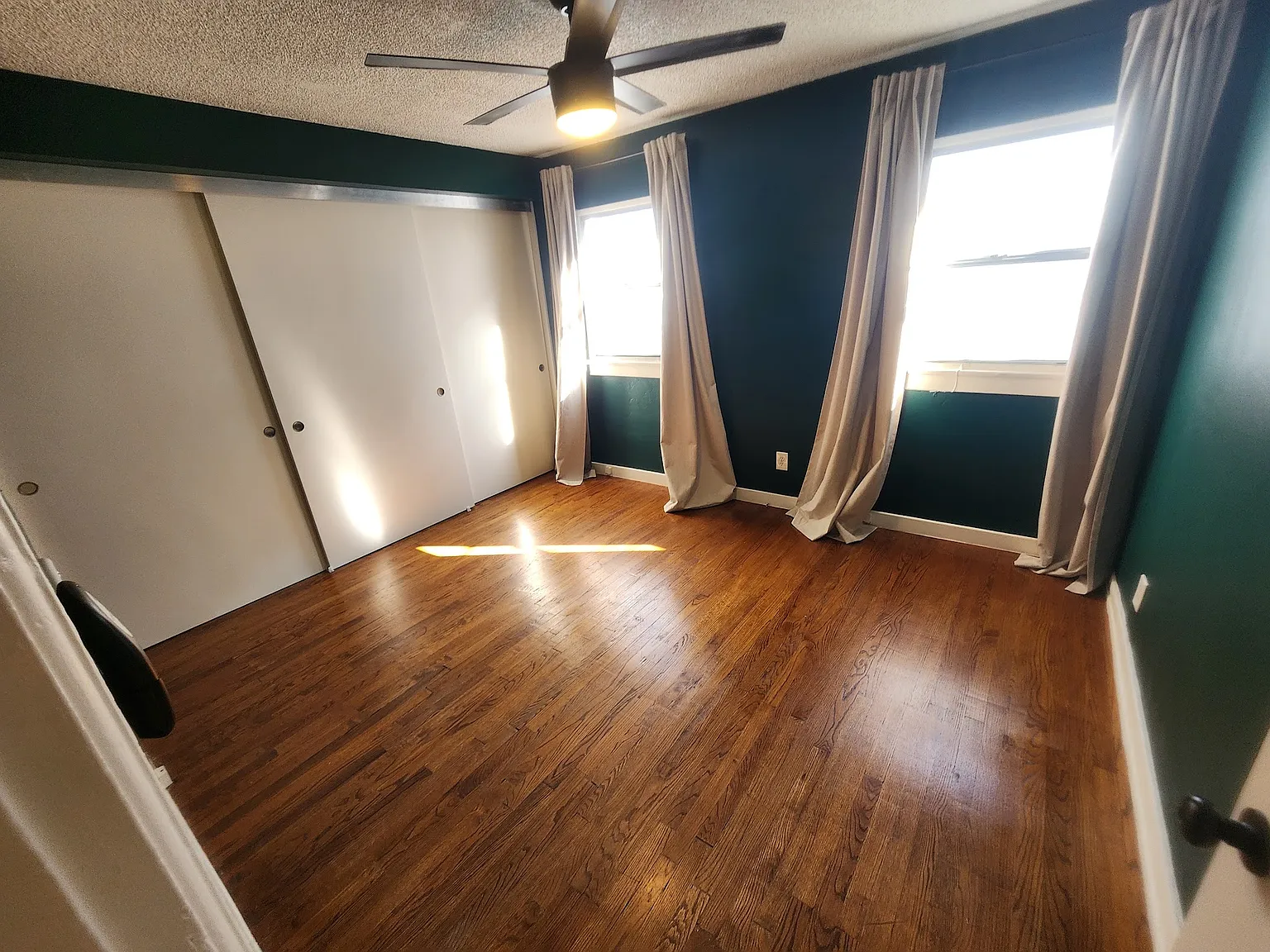 2 bed, 1362 sqft, $4,195 — Photo 4