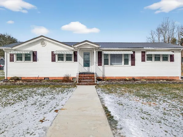 407 Summers St NE, Abingdon, VA 24210