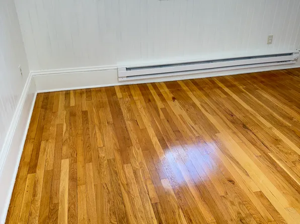 18 E Main St #4, Orange, MA 01364
