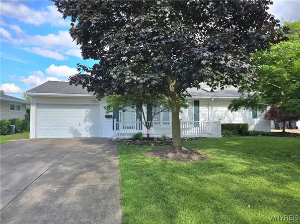 107 Greenleaf Ave, Tonawanda, NY 14150