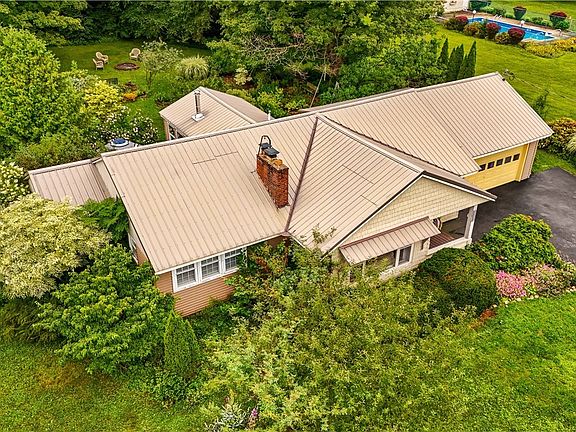 3rd image of 231 Eatonville Rd