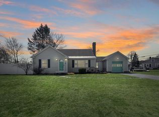 35 Highland St, Clinton, MA 01510