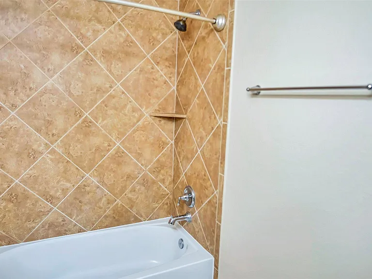 18910 Alta Pine Ln — Photo 27