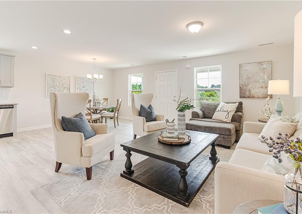 2nd image of 2309 Piccadilly Pines Ct
