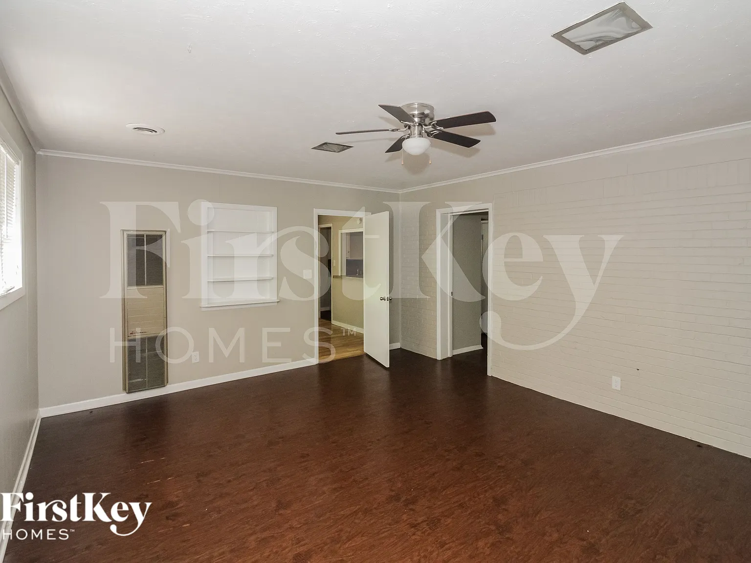 3 bed, 1.5 bath, 1541 sqft, $1,160 — Photo 3