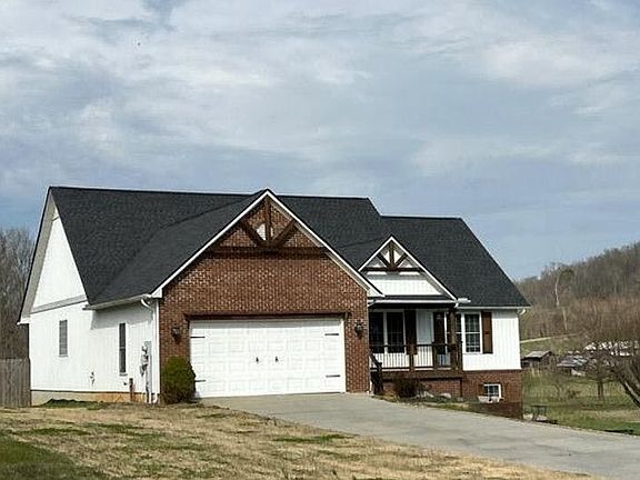 3rd image of 132 Maloy Ln SE