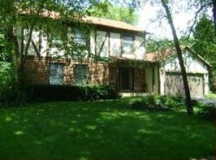 306 Bell Dr, Cary, IL 60013