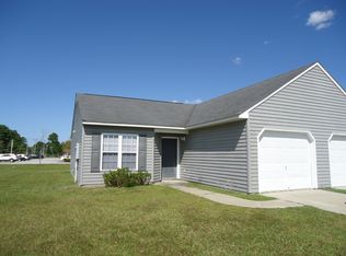 105 Kobe Dr, Havelock, NC 28532