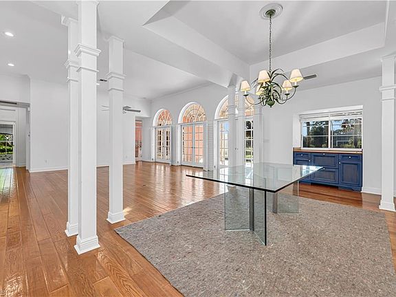 3rd image of 27931 Riverwalk WAY