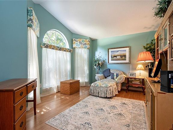 5th image of 736 Silkwood Ct